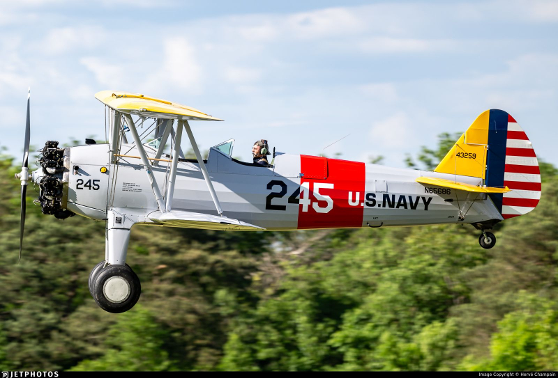  Boeing E75N1 Stearman