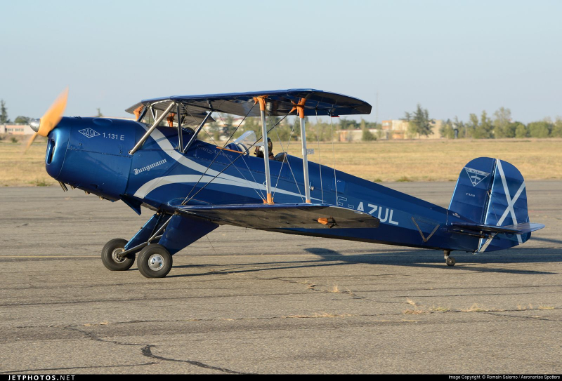 Bücker Bu-131 Jungmann