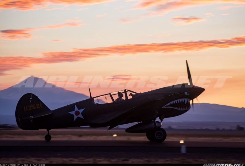 Curtiss P-40E Warhawk