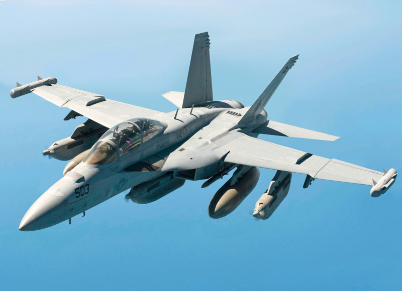 EA-18 Growler 