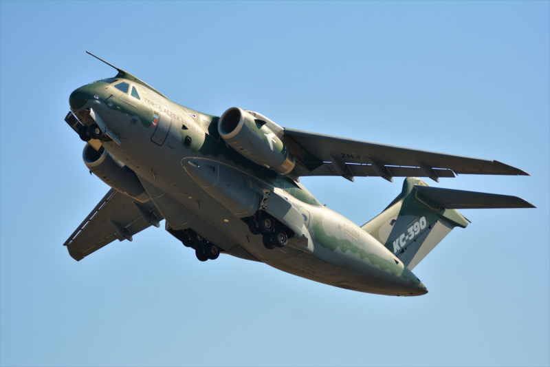 Embraer KC-390