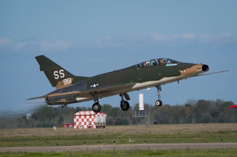 F-100 Super Sabre