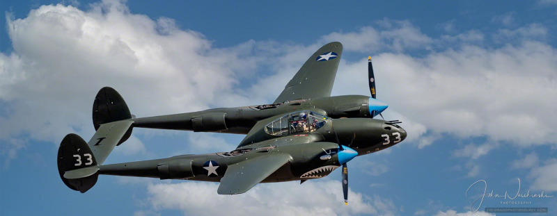 Lockheed P-38F Lightning - White 33