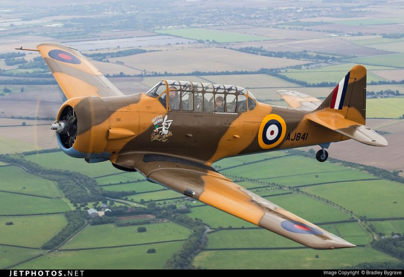North American T-6H Harvard