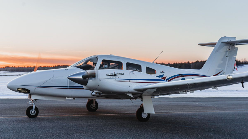 Piper PA-44 Select Aviation 