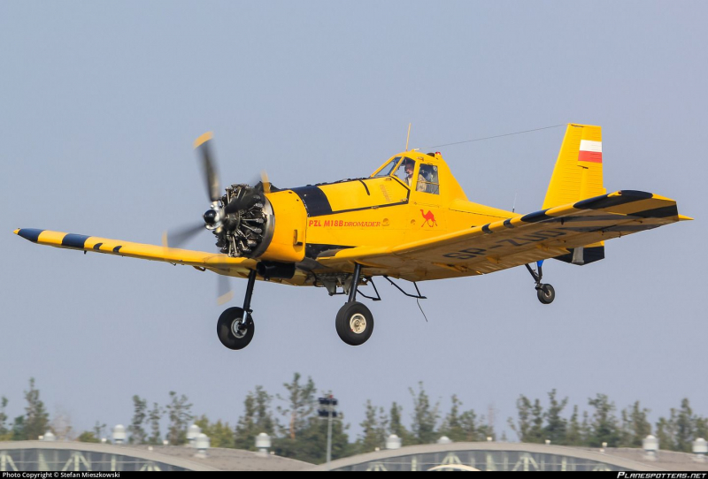 PZL-Mielec M-18 Dromader