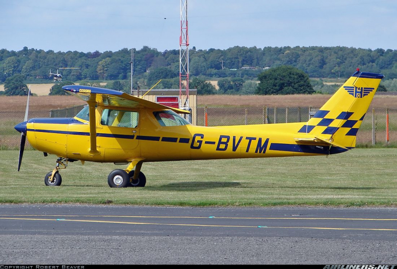 Reims Cessna F152
