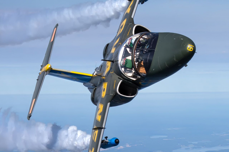 Swedish Air Force SK.60 solo display